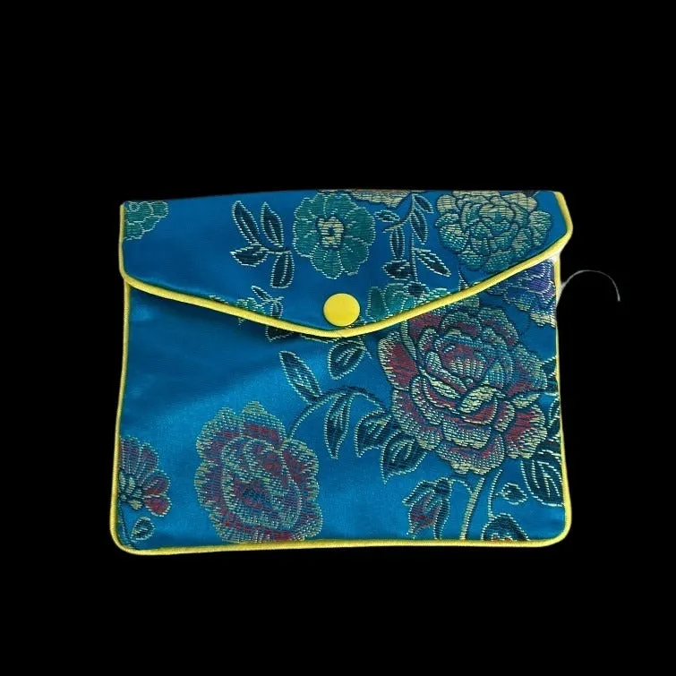 Medium Floral Print Jewelry Bag