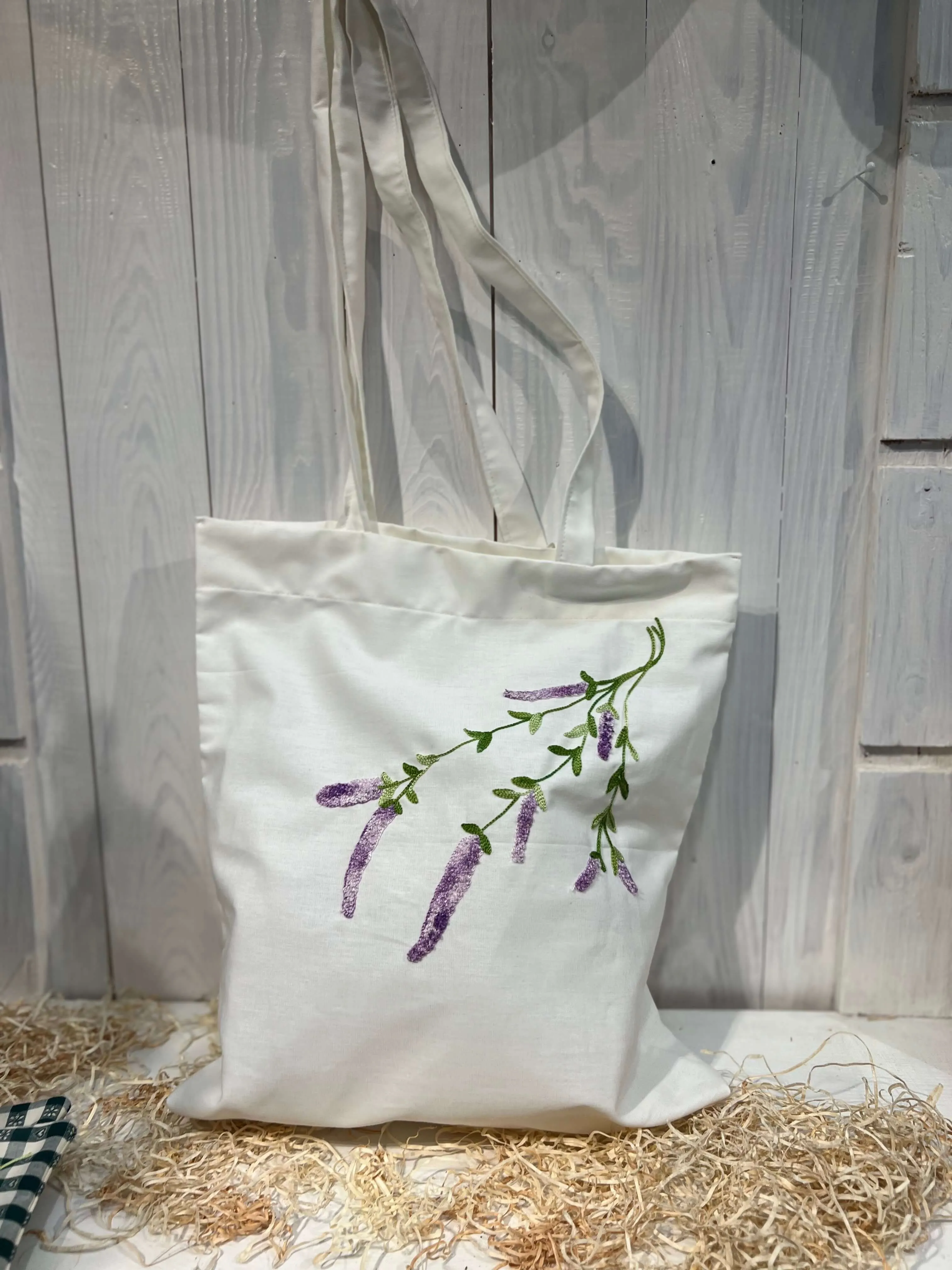 Tote Bag Floreale Country Chic - Tote Bag - Shopper Bag - Tote Bag Ricamo a Fiori Lavanda - Pezzo Unico