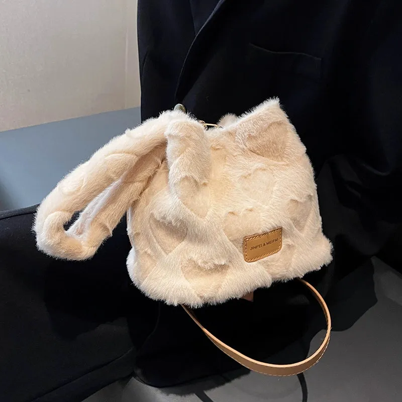 White Furry Small Bag - Women's Plush Bucket Crossbody Bag